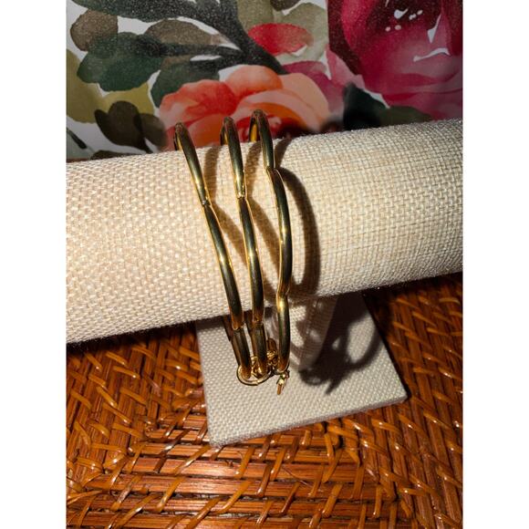 Kate Spade Flower Triple Bangle Linked Bracelet Gold Tone for Stacked Look GUC - Picture 3 of 6